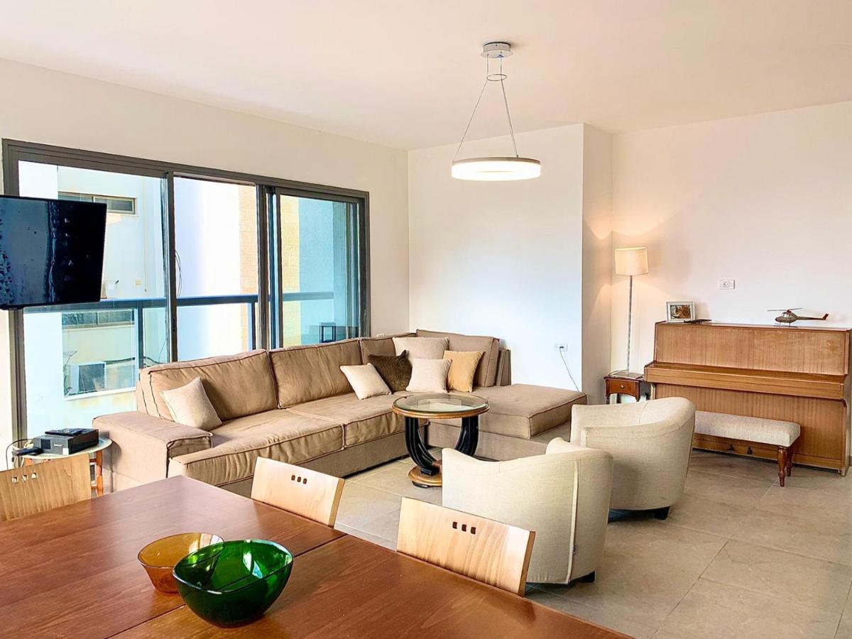 Beach Place Apartments Haifa Buitenkant foto