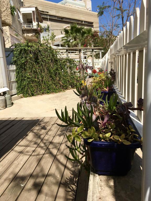 Beach Place Apartments Haifa Buitenkant foto